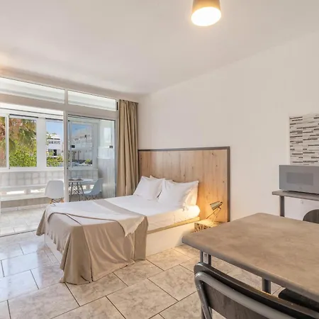 アパート Hand Made