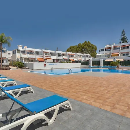 Hand Made アパート コスタ・デル・シレンチオ